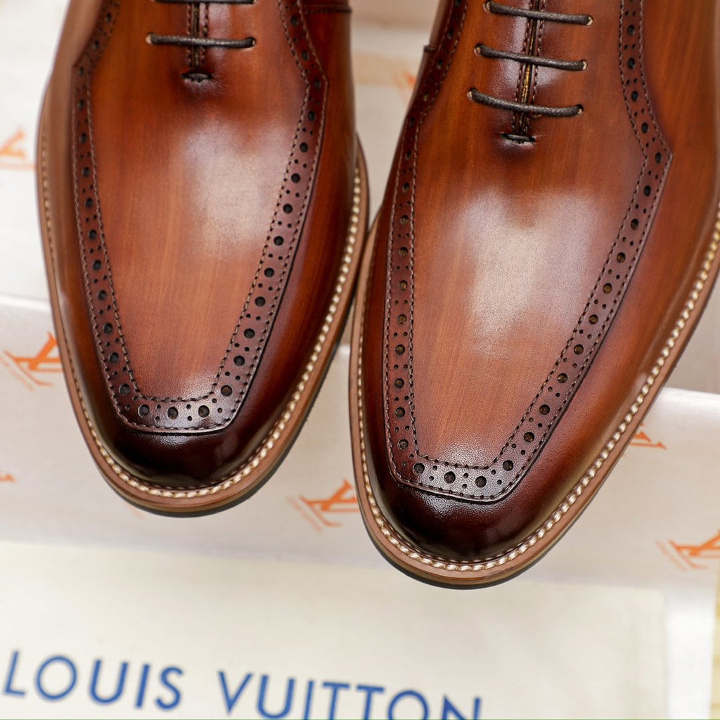 Louis Vuitton Men's Brown Lace-Up Dress Shoes